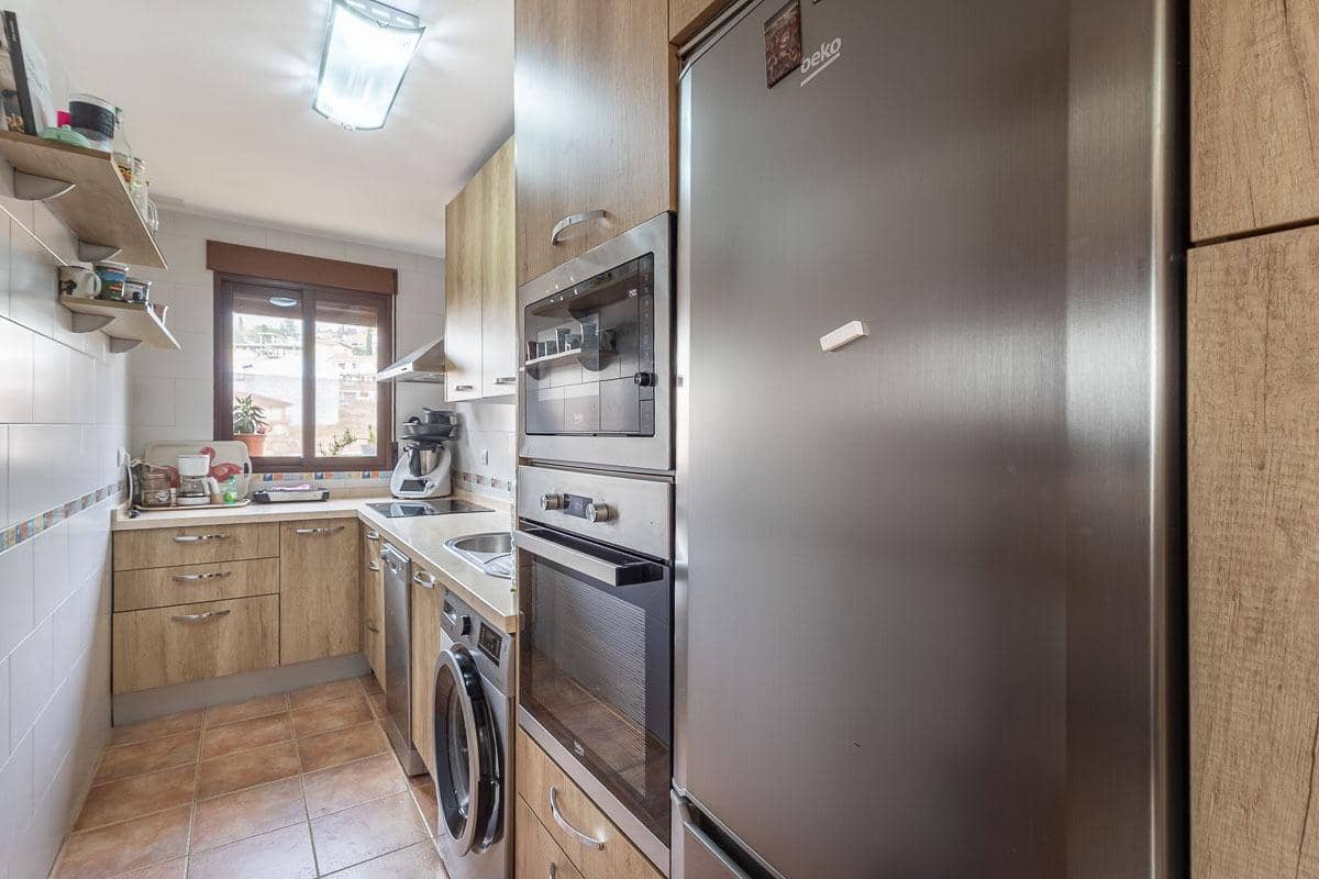 2 bedroom Penthouse for sale in Monachil with garage - € 209,500 (Ref: 9787481)