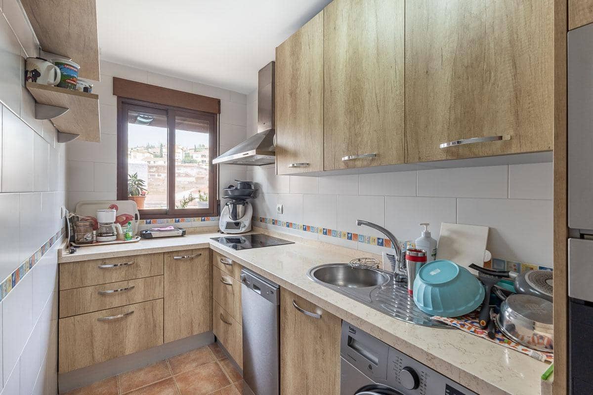 2 bedroom Penthouse for sale in Monachil with garage - € 209,500 (Ref: 9787481)