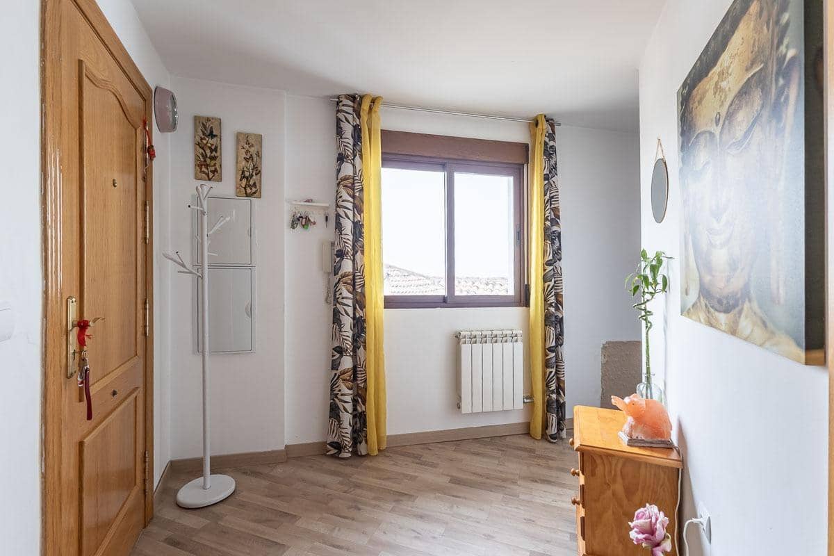 2 bedroom Penthouse for sale in Monachil with garage - € 209,500 (Ref: 9787481)