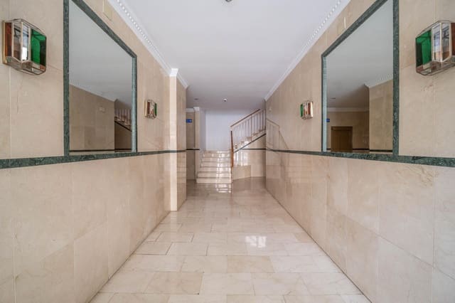 1 soveværelse Lejlighed til salg i Figares, Granada by med garage - € 219.000 (Ref: 9787482)