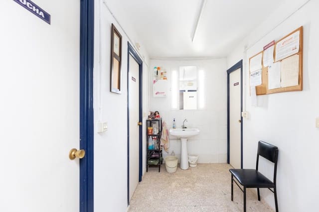 10 makuuhuone Yritys myytävänä paikassa Atarfe mukana 
autotalli - 595 000 € (Ref: 9787483)