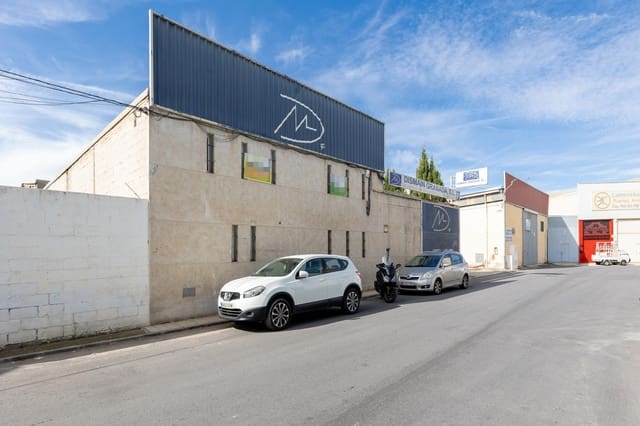 10 makuuhuone Yritys myytävänä paikassa Atarfe mukana 
autotalli - 595 000 € (Ref: 9787483)