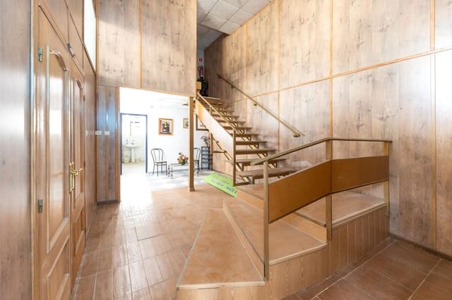 10 makuuhuone Yritys myytävänä paikassa Atarfe mukana 
autotalli - 595 000 € (Ref: 9787483)