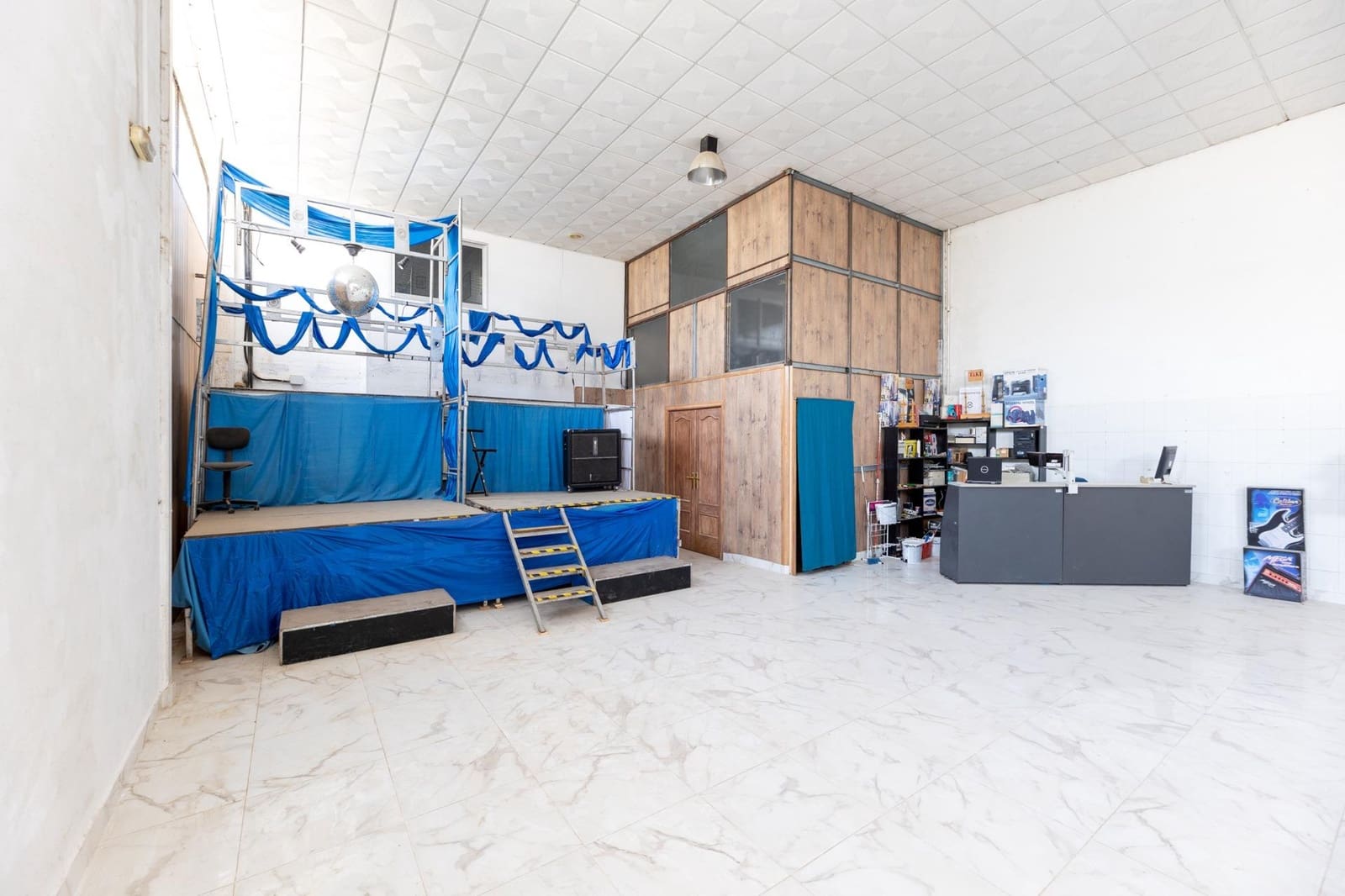 10 makuuhuone Yritys myytävänä paikassa Atarfe mukana 
autotalli - 595 000 € (Ref: 9787483)