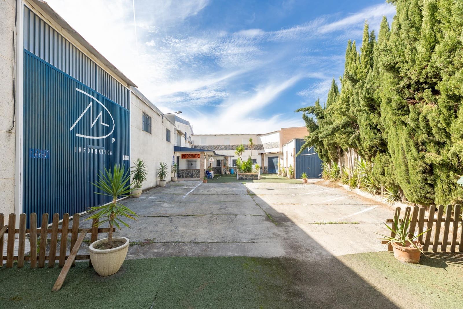 10 makuuhuone Yritys myytävänä paikassa Atarfe mukana 
autotalli - 595 000 € (Ref: 9787483)