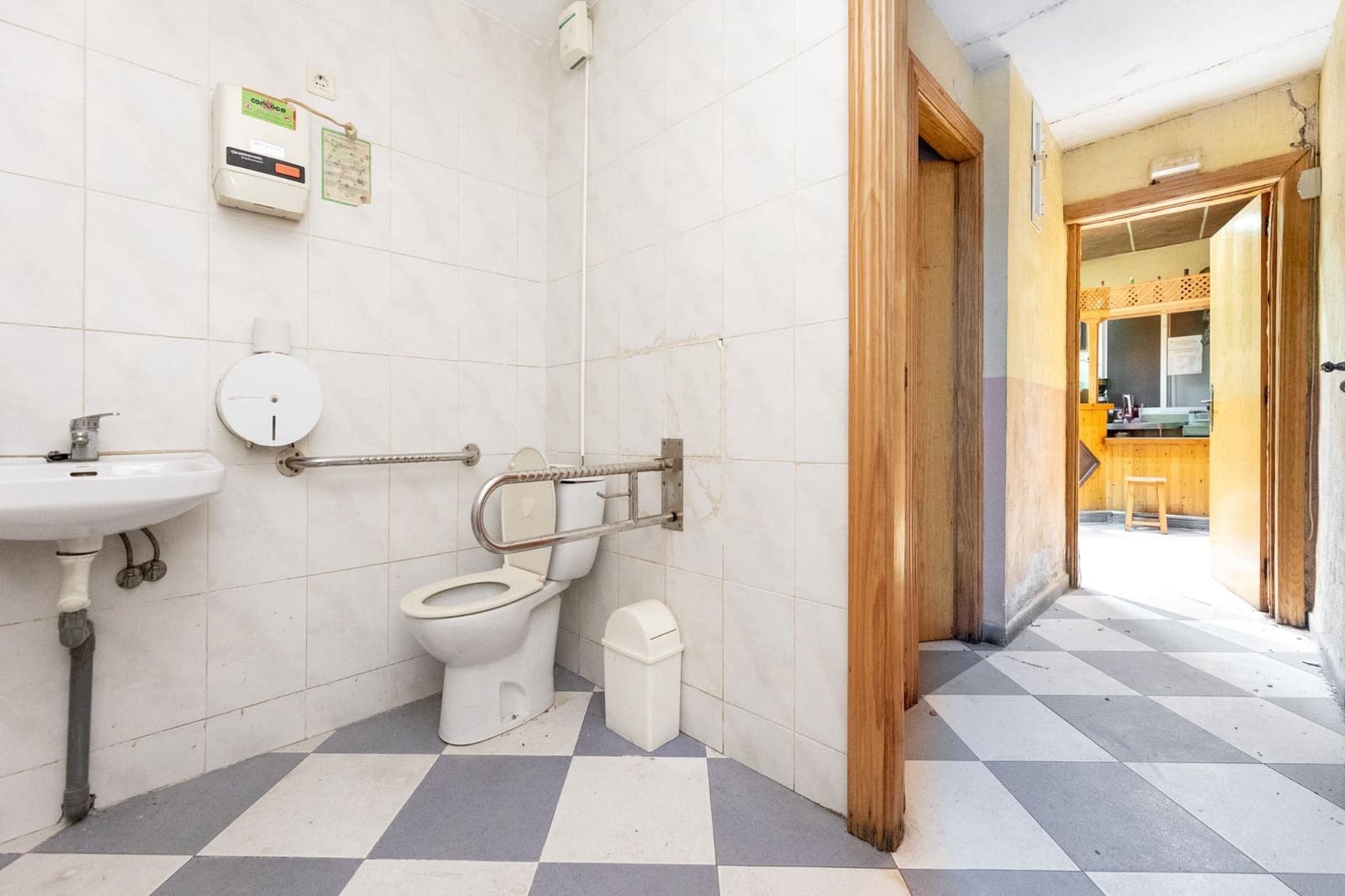 10 makuuhuone Yritys myytävänä paikassa Atarfe mukana 
autotalli - 595 000 € (Ref: 9787483)