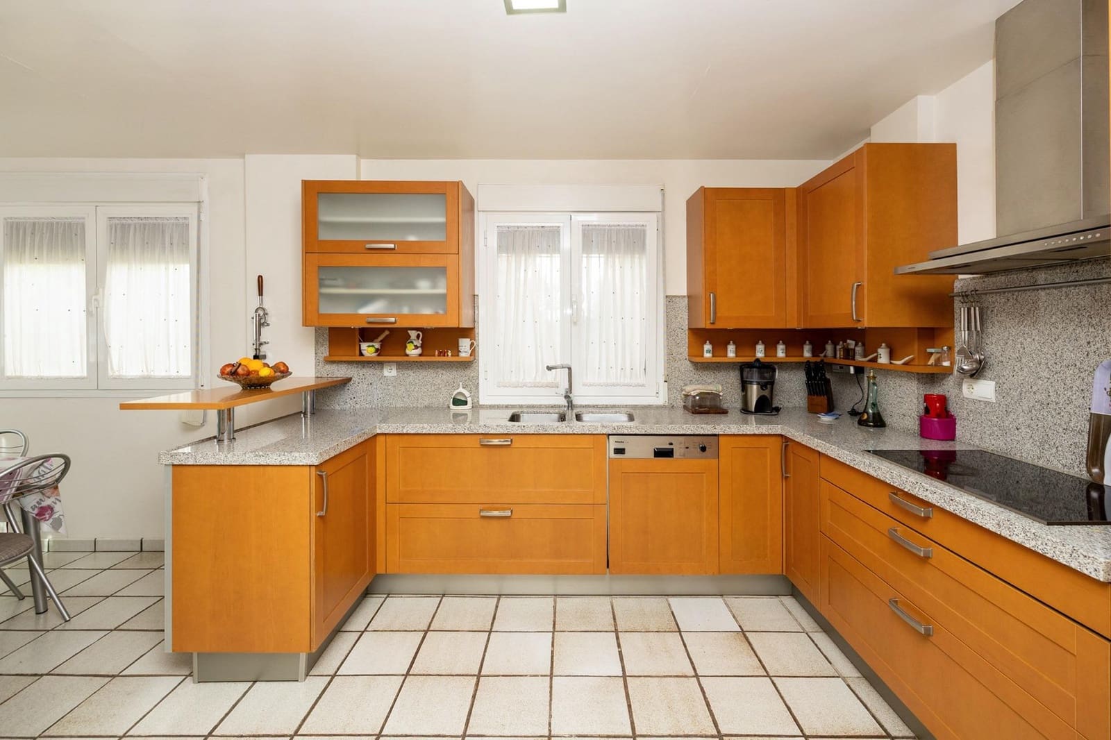 3 quarto Moradia para venda em La Zubia com piscina garagem - 424 000 € (Ref: 9787484)