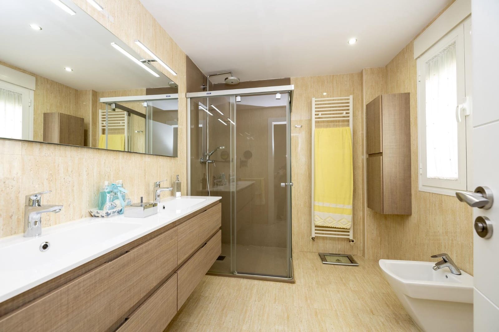 3 quarto Moradia para venda em La Zubia com piscina garagem - 424 000 € (Ref: 9787484)