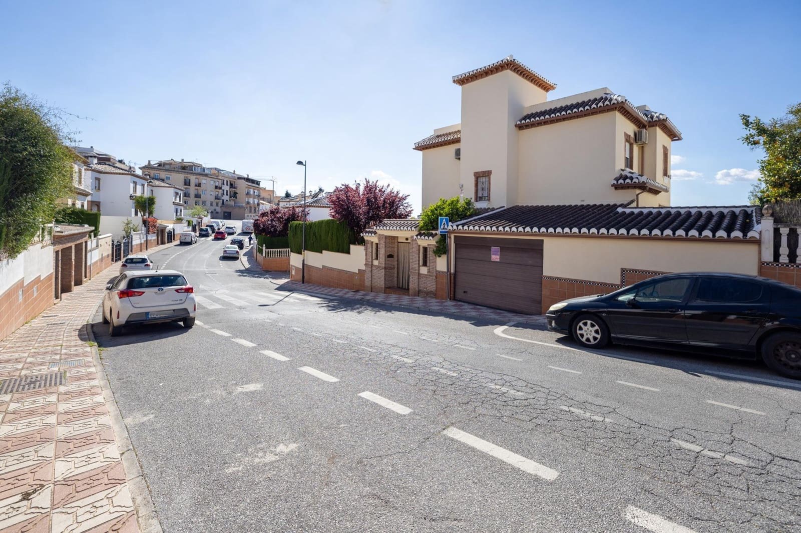 3 quarto Moradia para venda em La Zubia com piscina garagem - 424 000 € (Ref: 9787484)