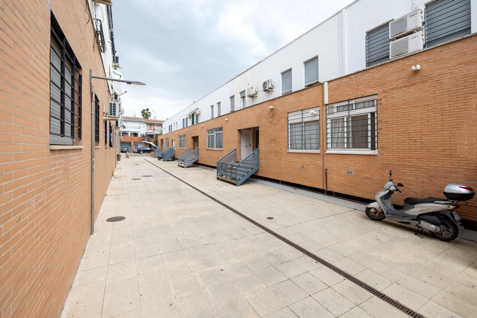 2 quarto Apartamento para venda em Albolote com garagem - 170 000 € (Ref: 9788680)