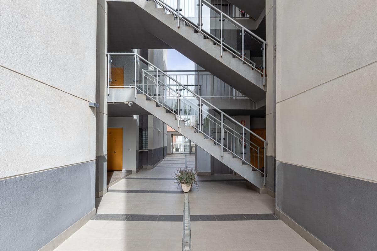 3 quarto Apartamento para venda em Alhendin com piscina - 250 000 € (Ref: 9788681)