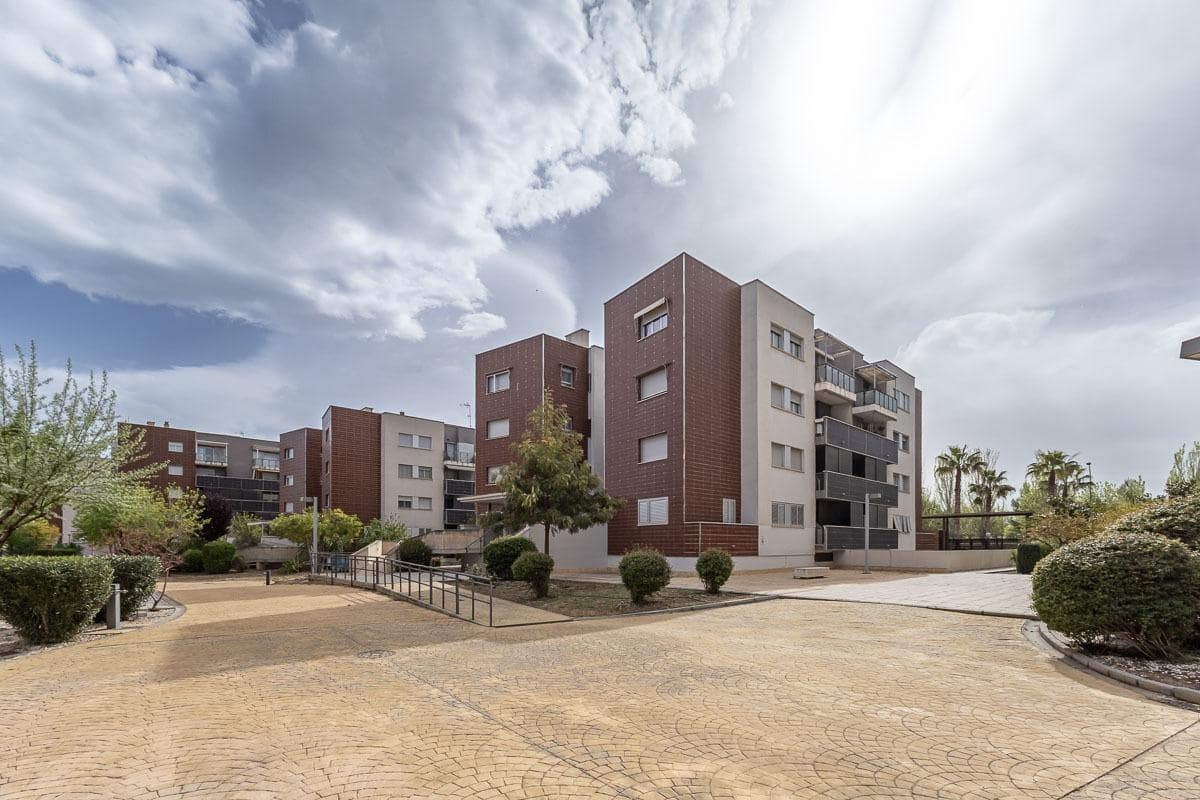 3 quarto Apartamento para venda em Alhendin com piscina - 250 000 € (Ref: 9788681)