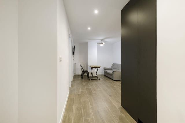 2 soveværelse Lejlighed til salg i Granada by - € 185.400 (Ref: 9788683)