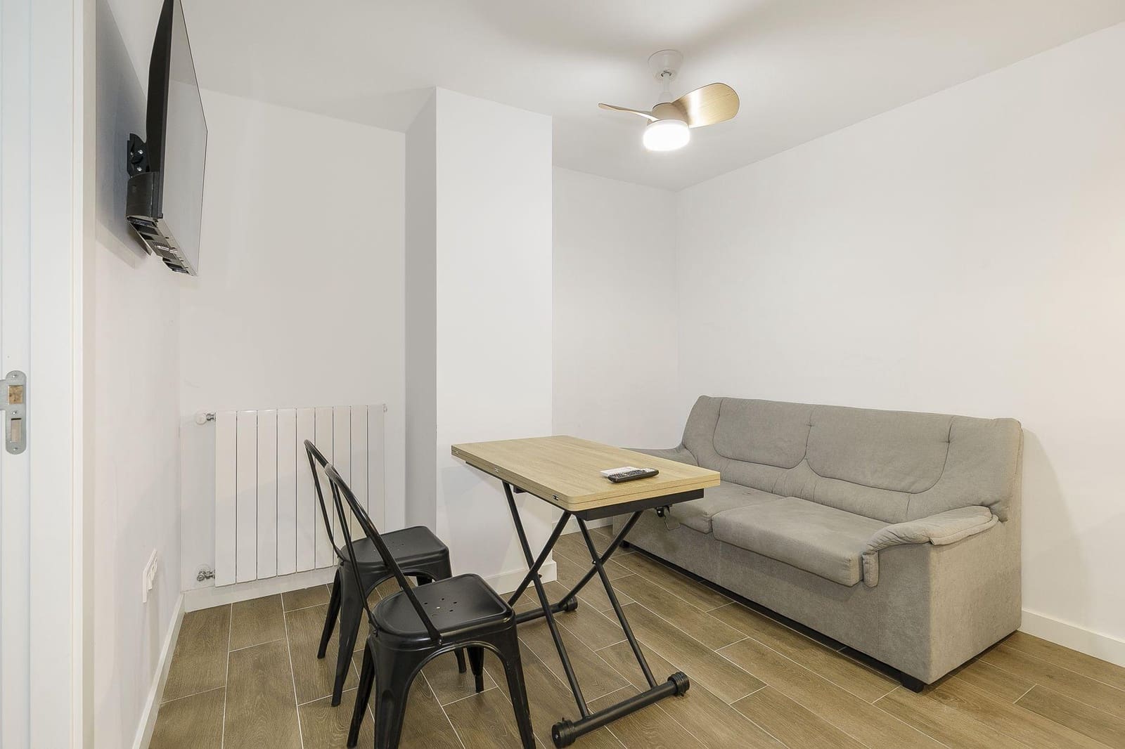 2 soveværelse Lejlighed til salg i Granada by - € 185.400 (Ref: 9788683)