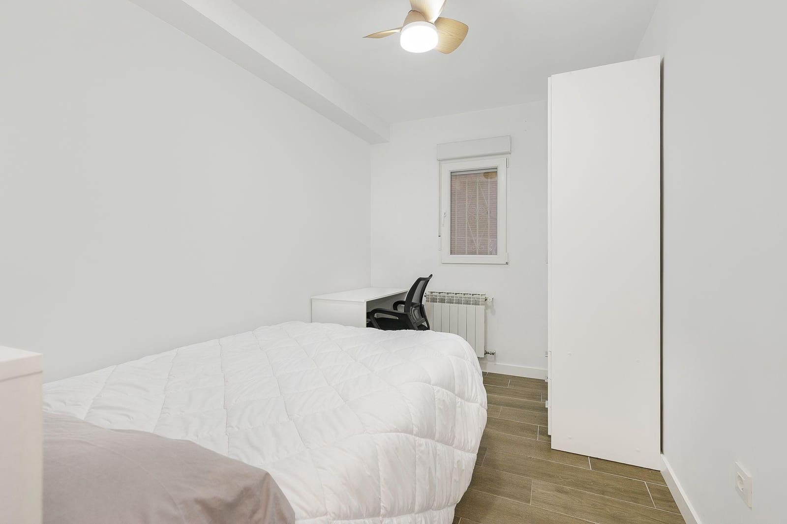 2 soveværelse Lejlighed til salg i Granada by - € 185.400 (Ref: 9788683)