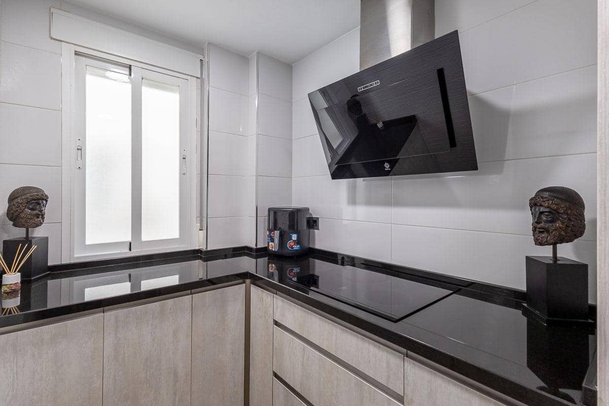 Piso de 2 habitaciones en Atarfe en venta - 165.000 € (Ref: 9791284)