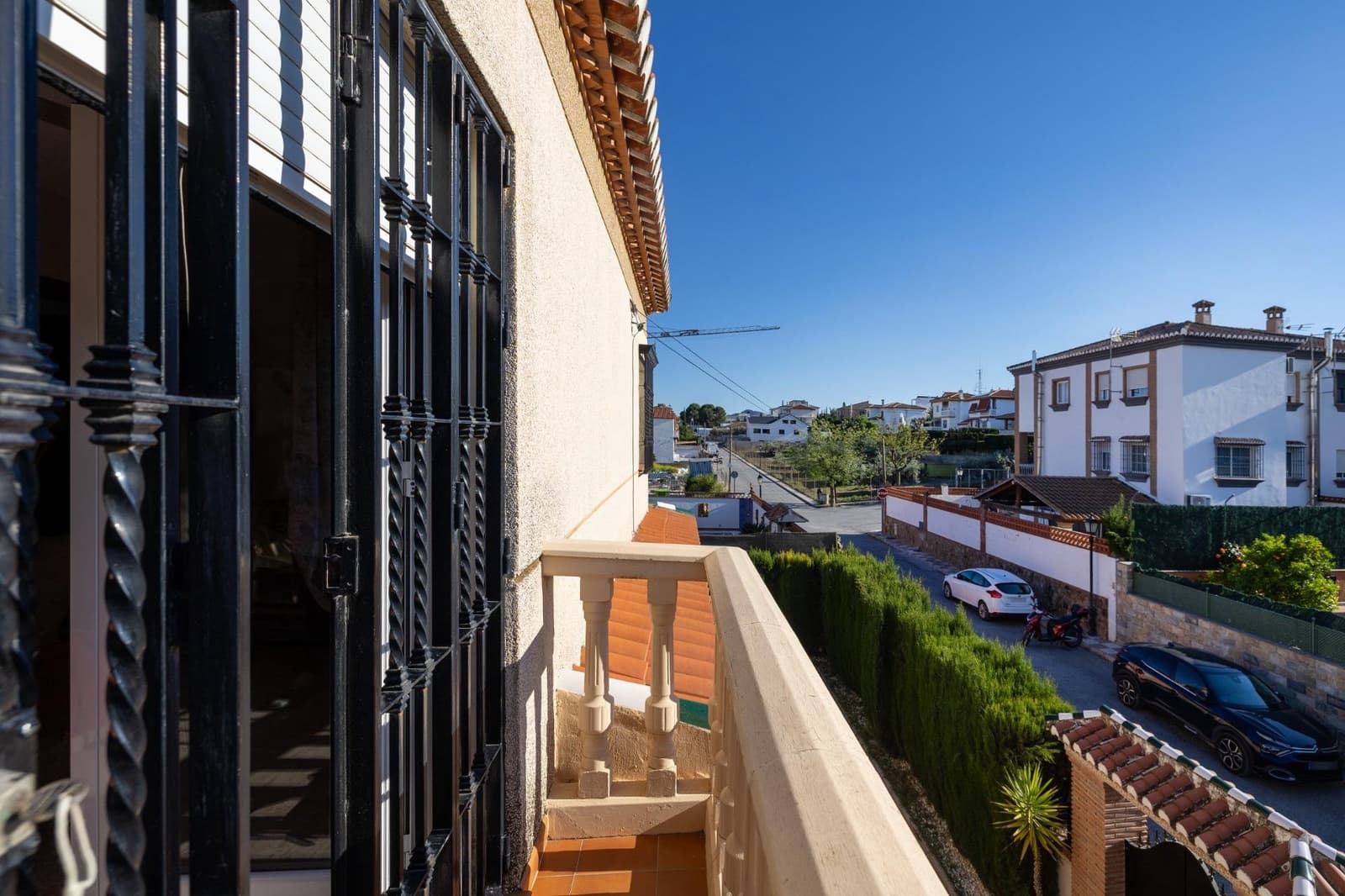 4 makuuhuone Huvila myytävänä paikassa Cullar Vega mukana uima-altaan 
autotalli - 350 000 € (Ref: 9791285)