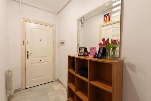 2 slaapkamer Flat te koop in Granada stad - € 295.000 (Ref: 9791288)