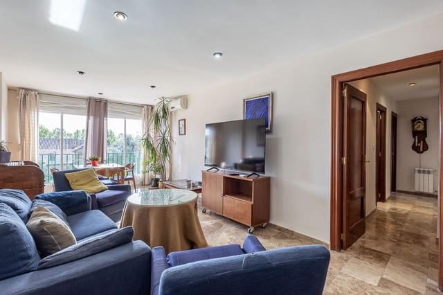 3 soverom Leilighet til salgs i Huétor Vega med garasje - € 179 500 (Ref: 9794917)