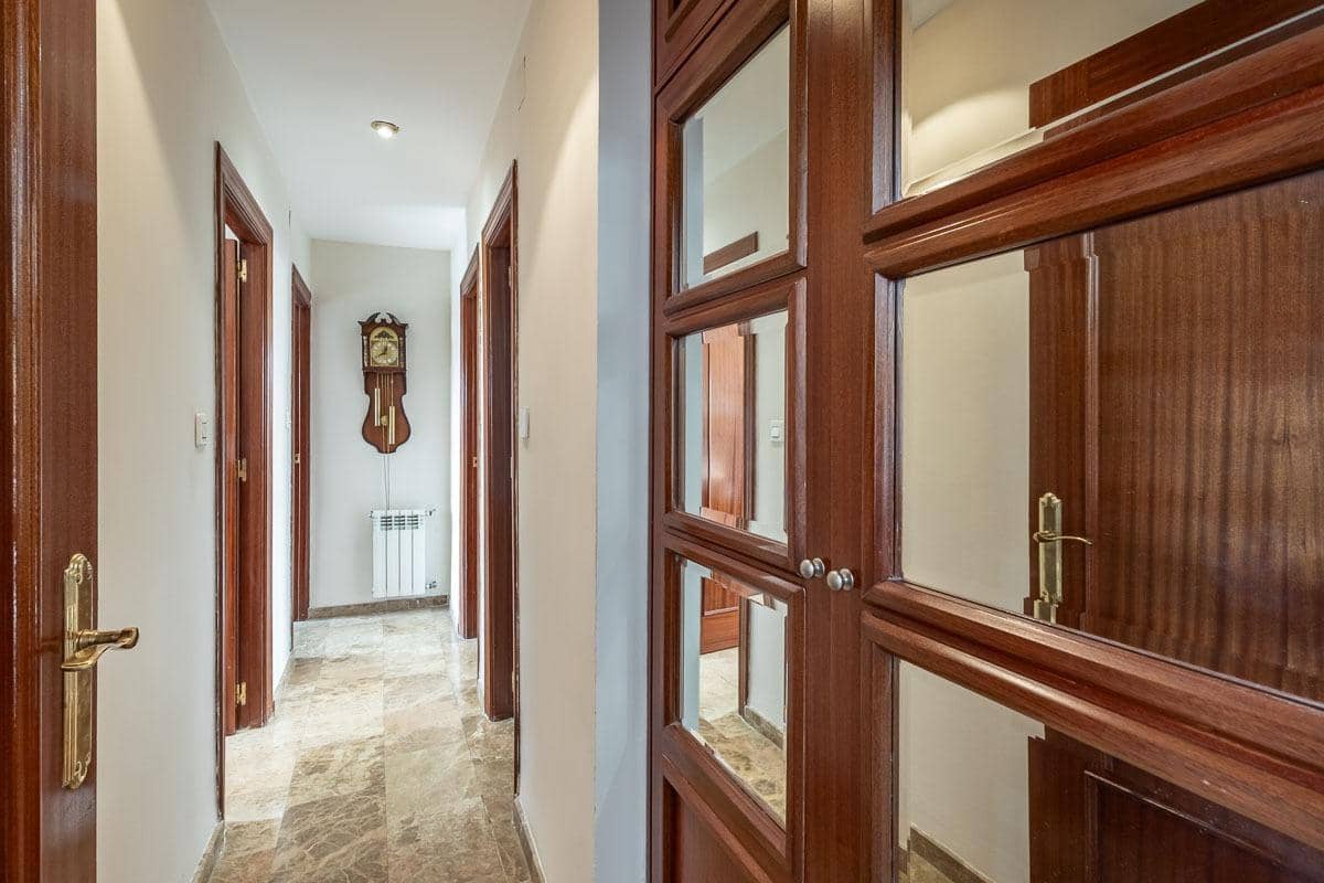 3 soverom Leilighet til salgs i Huetor Vega med garasje - € 179 500 (Ref: 9794917)