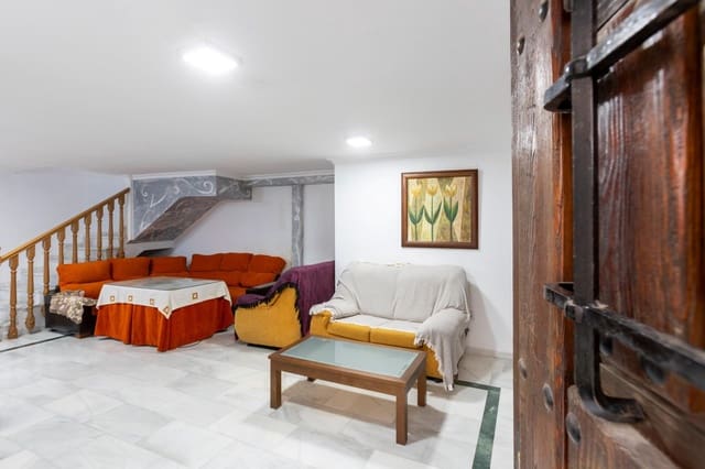 7 soveværelse Byhus til salg i Almuñécar - € 420.000 (Ref: 9794920)