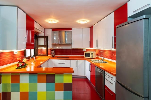 7 soveværelse Byhus til salg i Almuñécar - € 420.000 (Ref: 9794920)