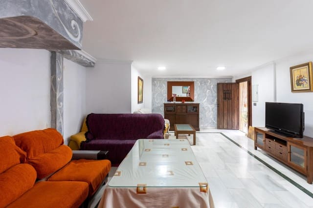 7 soveværelse Byhus til salg i Almuñécar - € 420.000 (Ref: 9794920)