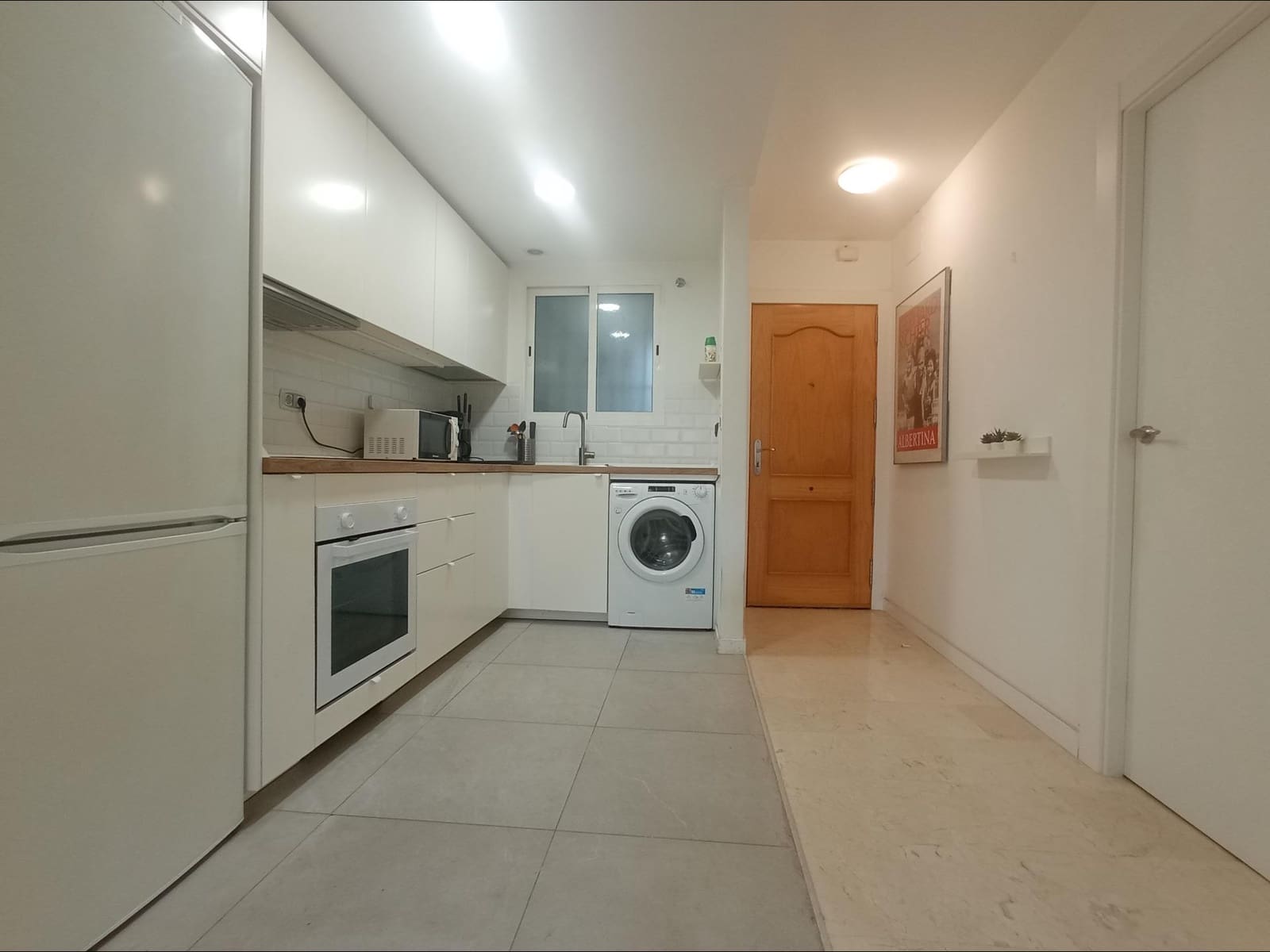 2 bedroom Flat for rent in Cenes de la Vega with garage - € 650 (Ref: 9797365)