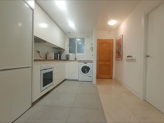 2 Zimmer Wohnung zu vermieten in Cenes de la Vega mit Garage - 650 € (Ref: 9797365)