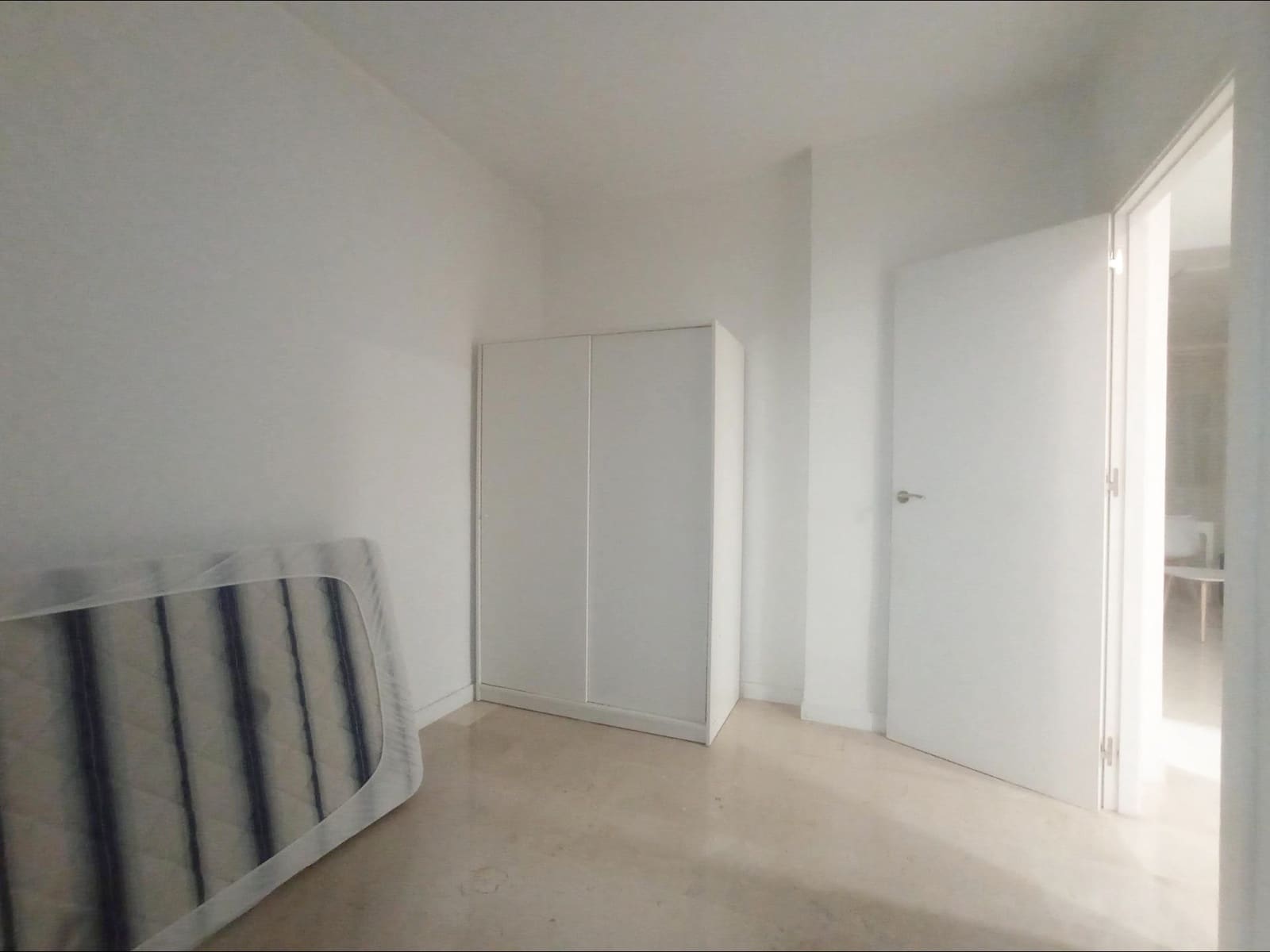 2 bedroom Flat for rent in Cenes de la Vega with garage - € 650 (Ref: 9797365)