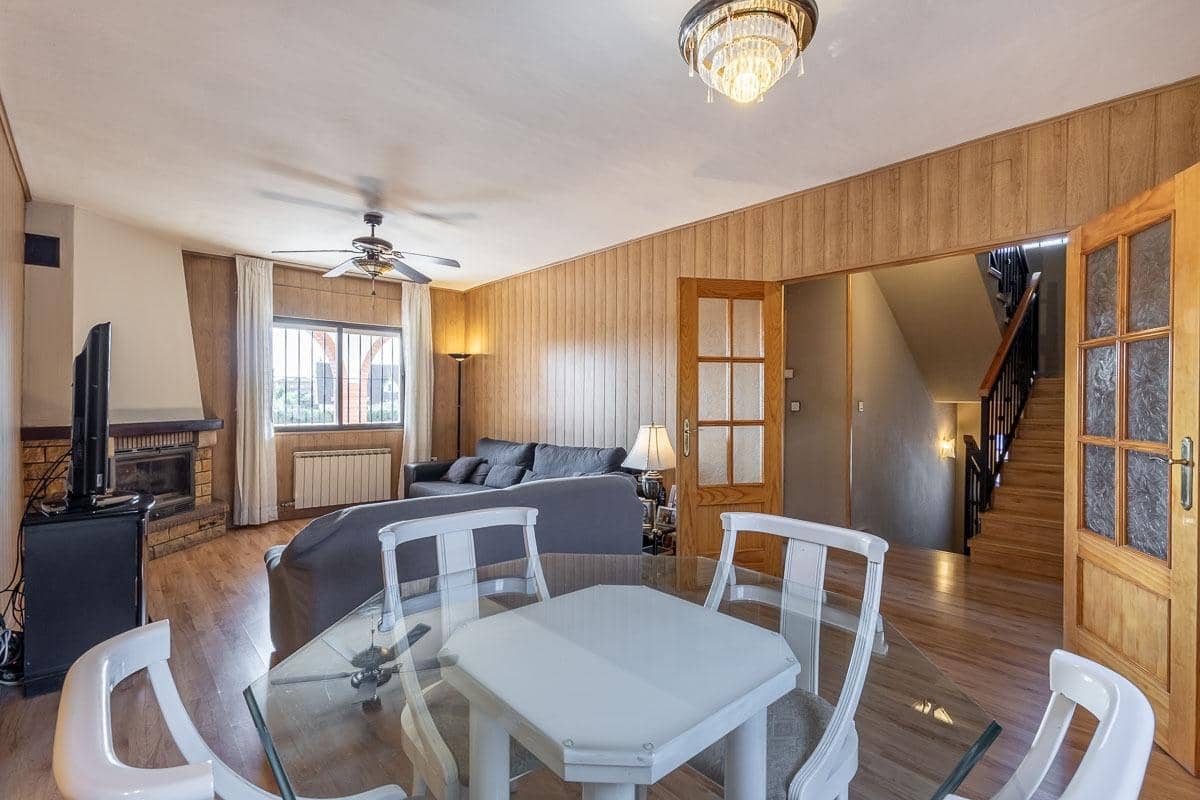 5 Zimmer Villa zu verkaufen in Gojar mit Garage - 399.000 € (Ref: 9799501)