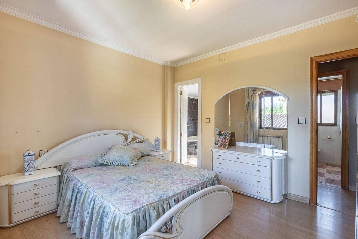 5 Zimmer Villa zu verkaufen in Gojar mit Garage - 399.000 € (Ref: 9799501)