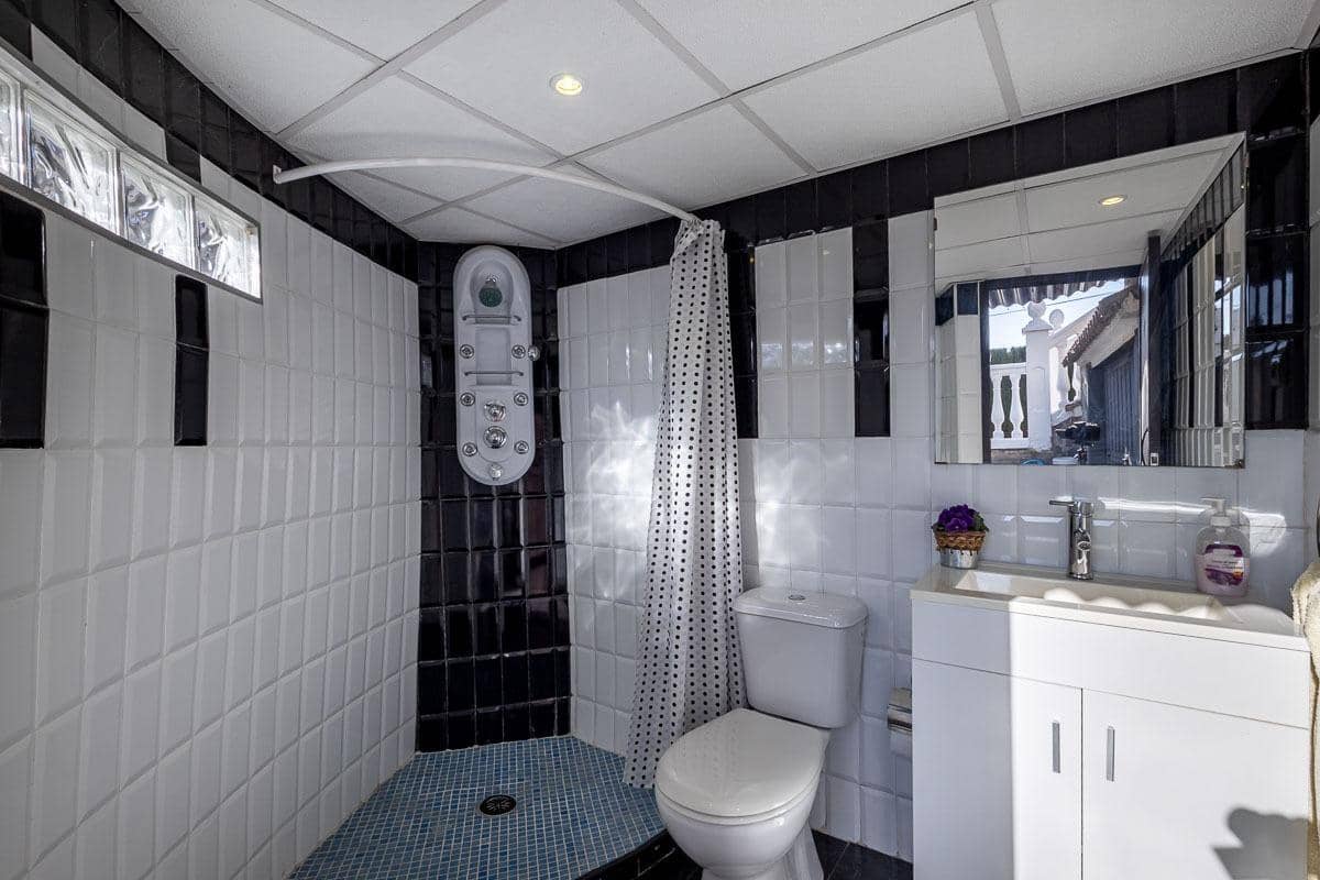 5 Zimmer Villa zu verkaufen in Gojar mit Garage - 399.000 € (Ref: 9799501)