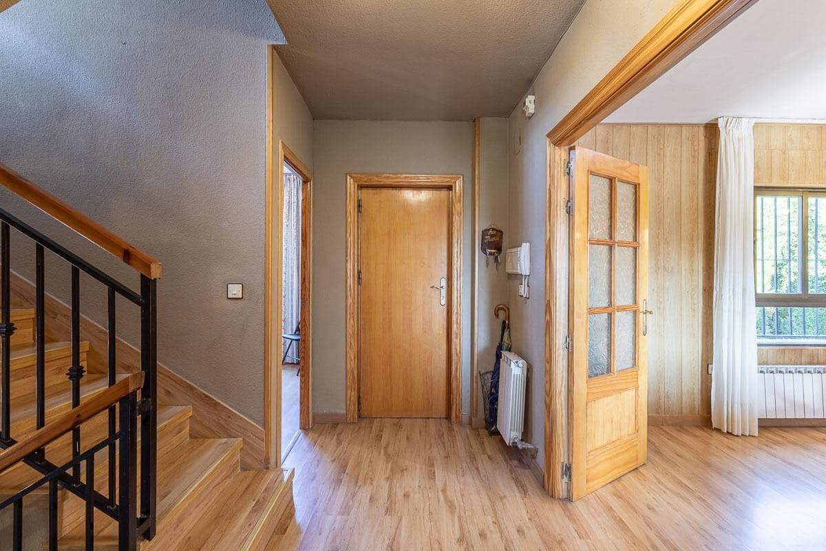 5 Zimmer Villa zu verkaufen in Gojar mit Garage - 399.000 € (Ref: 9799501)