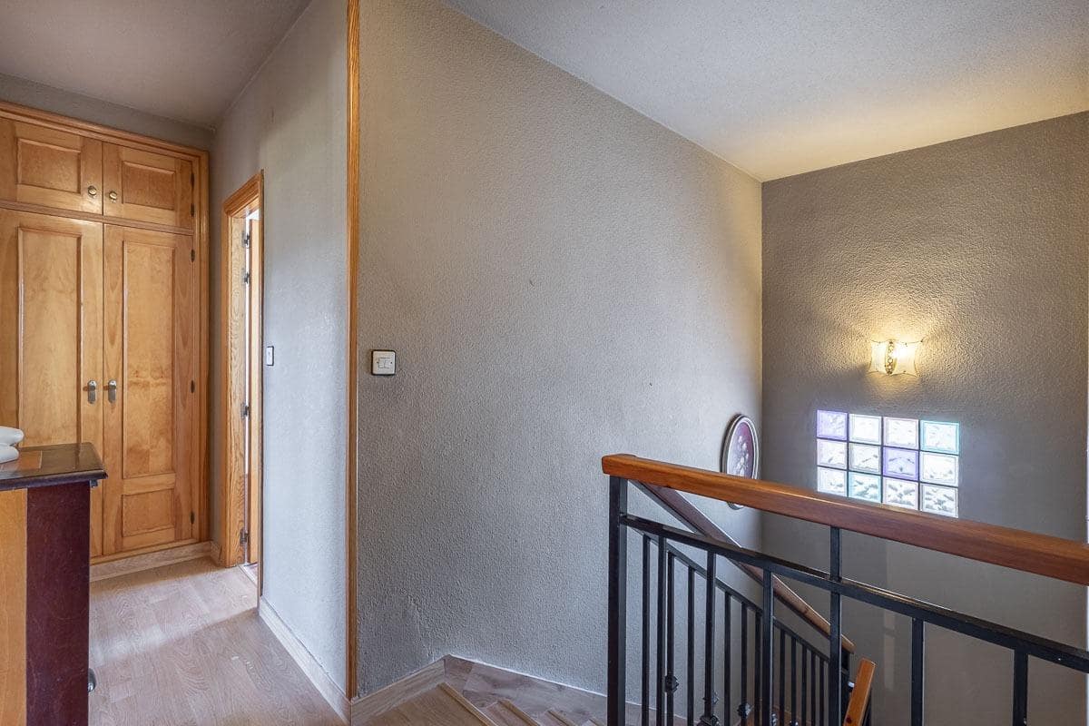 5 Zimmer Villa zu verkaufen in Gojar mit Garage - 399.000 € (Ref: 9799501)