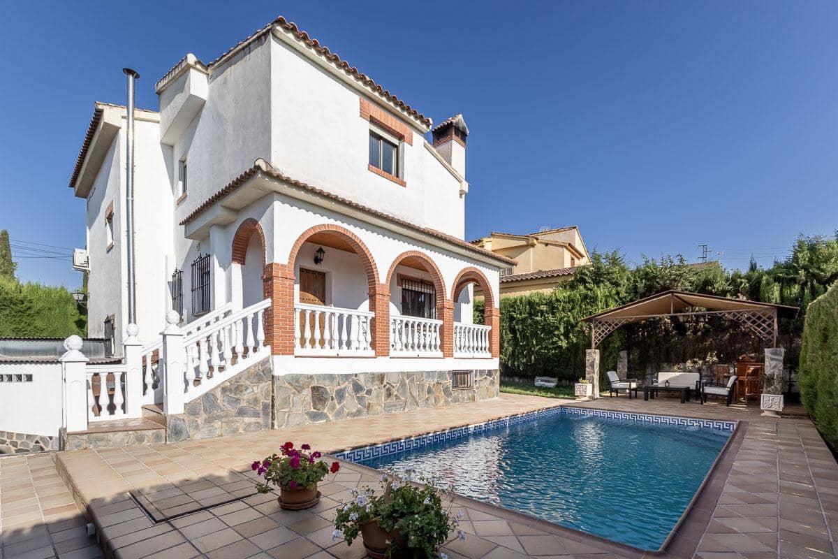 5 quarto Moradia para venda em Gojar com garagem - 399 000 € (Ref: 9799501)