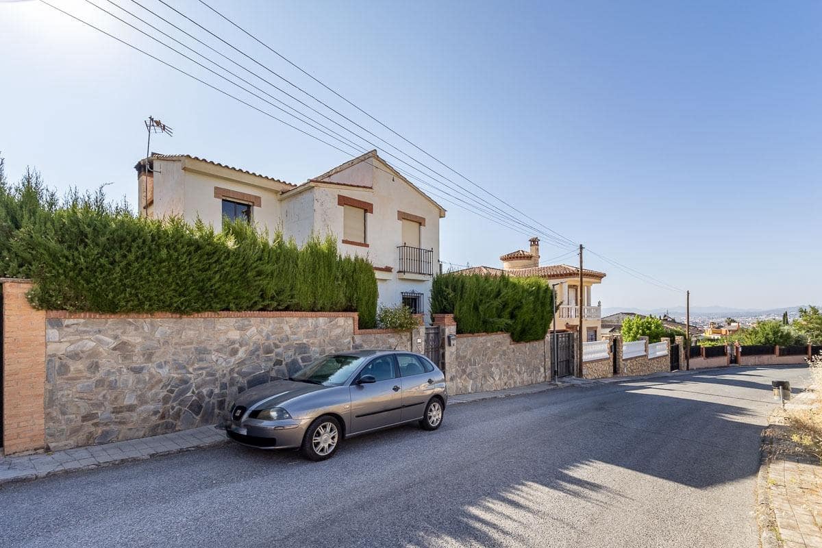 5 quarto Moradia para venda em Gojar com garagem - 399 000 € (Ref: 9799501)