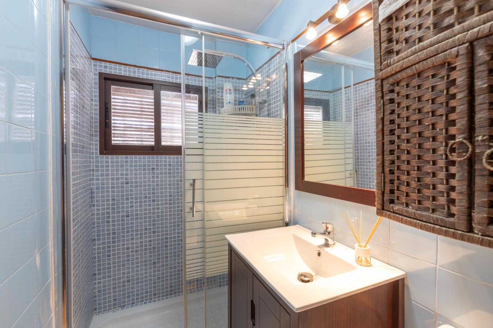 6 bedroom Townhouse for sale in Granada city - € 625,000 (Ref: 9799502)