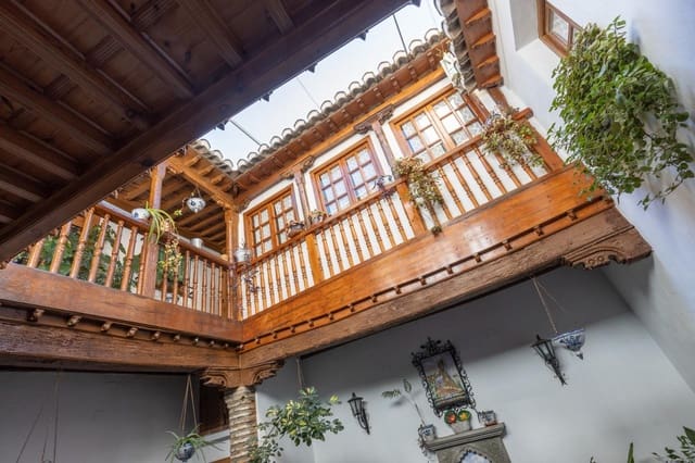 6 quarto Casa em Banda para venda em Albaicin, Granada cidade - 625 000 € (Ref: 9799502)