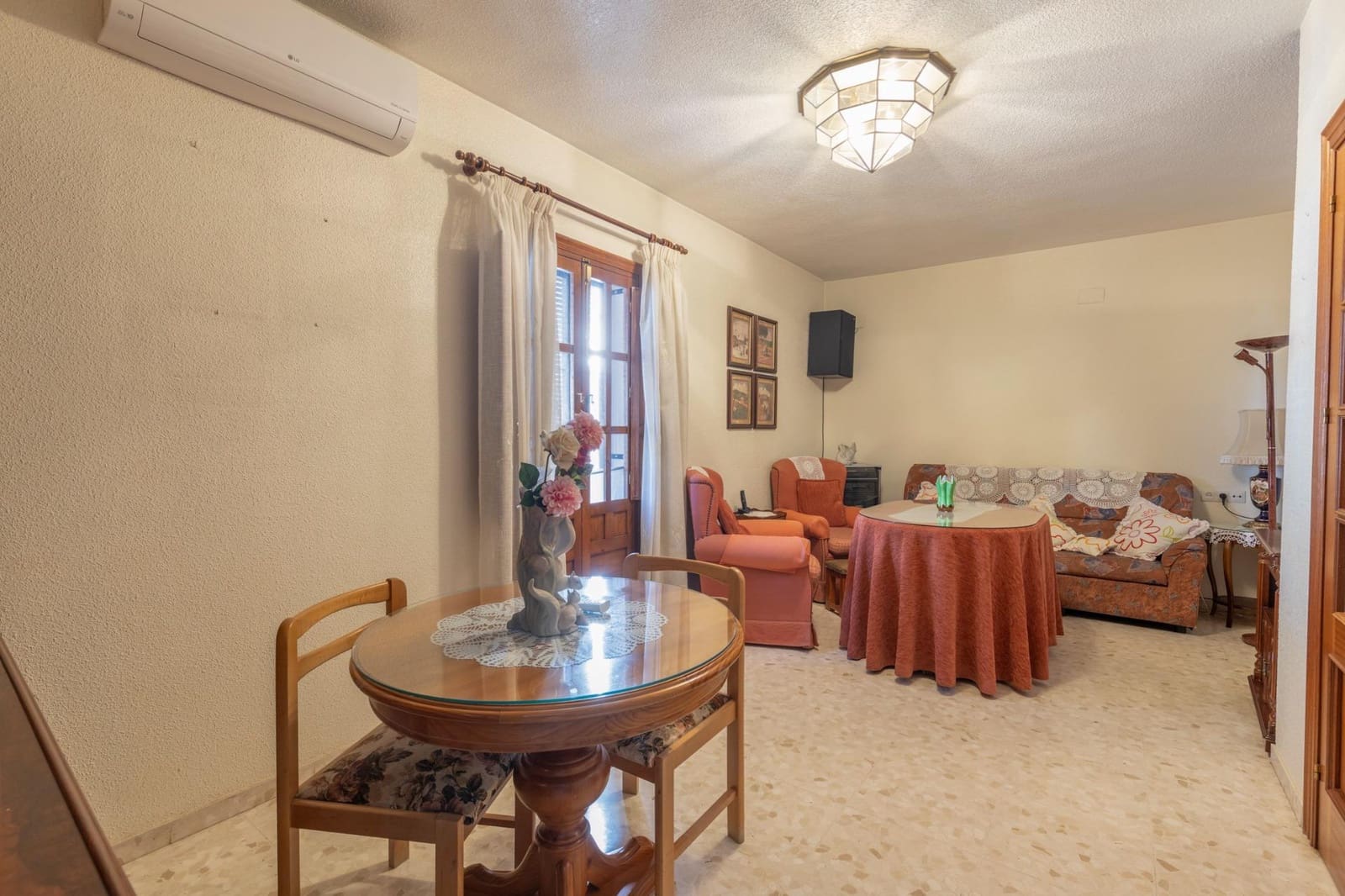 6 bedroom Townhouse for sale in Granada city - € 625,000 (Ref: 9799502)