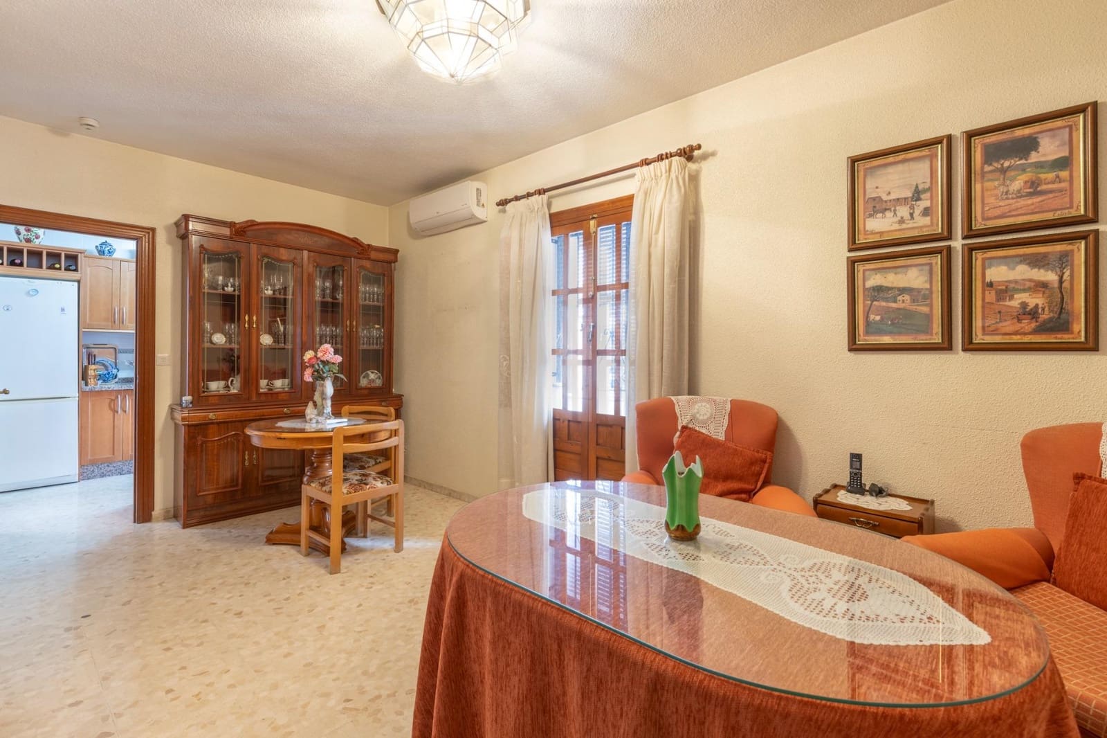 6 bedroom Townhouse for sale in Granada city - € 625,000 (Ref: 9799502)