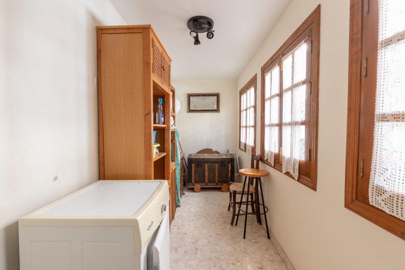 6 bedroom Townhouse for sale in Granada city - € 625,000 (Ref: 9799502)