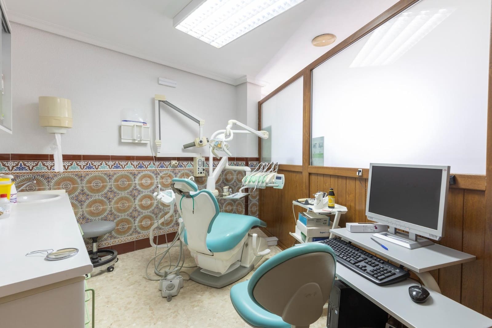 6 bedroom Townhouse for sale in Granada city - € 625,000 (Ref: 9799502)