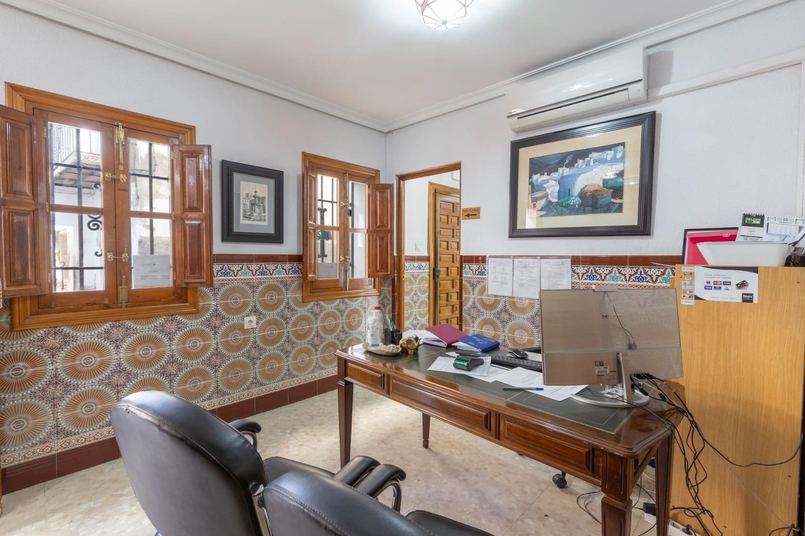 6 bedroom Townhouse for sale in Granada city - € 625,000 (Ref: 9799502)