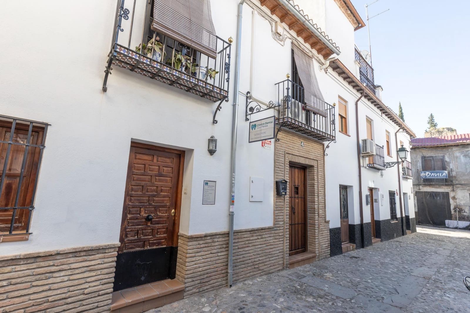 6 bedroom Townhouse for sale in Granada city - € 625,000 (Ref: 9799502)
