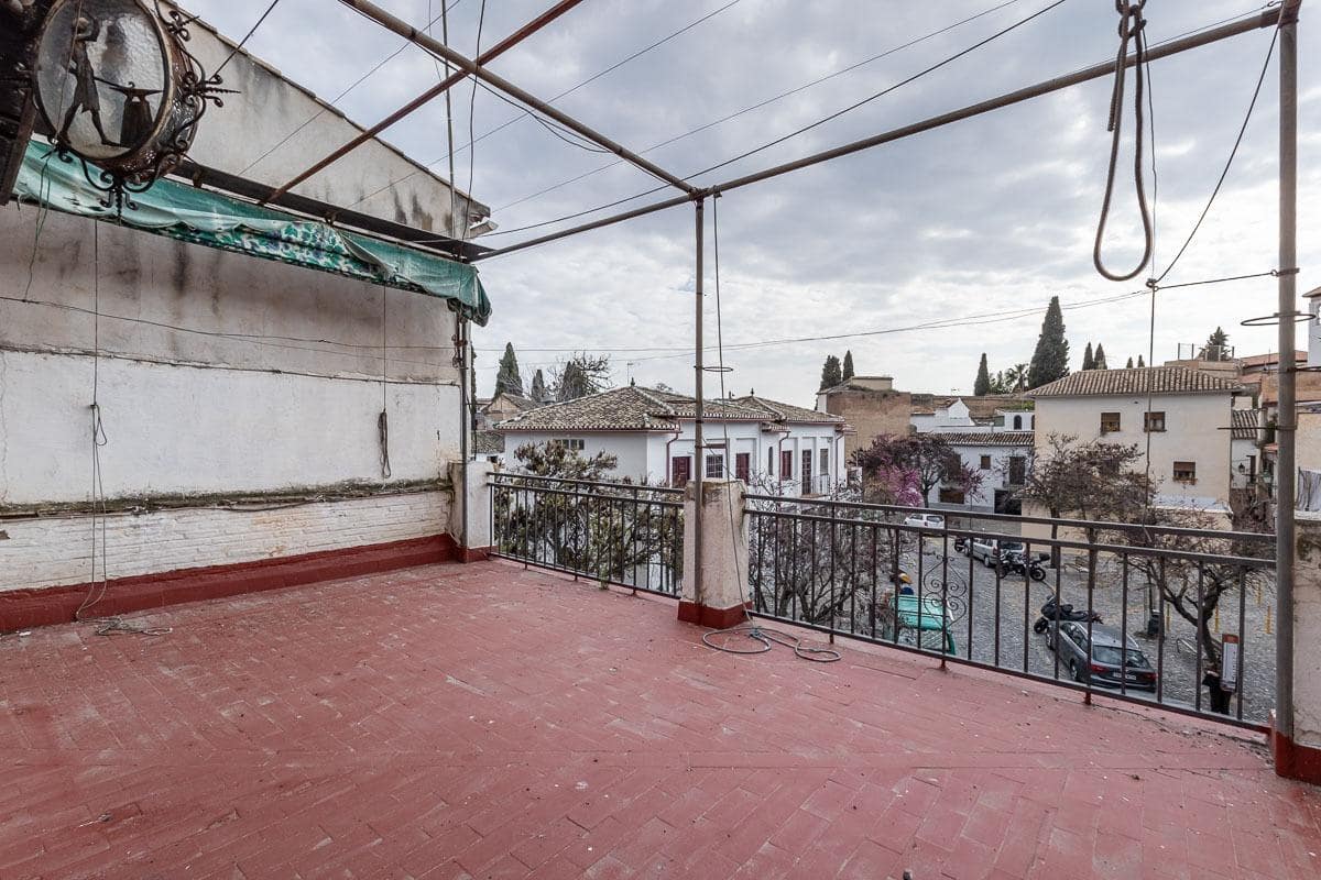 3 bedroom Townhouse for sale in Granada city with garage - € 415,000 (Ref: 9799503)