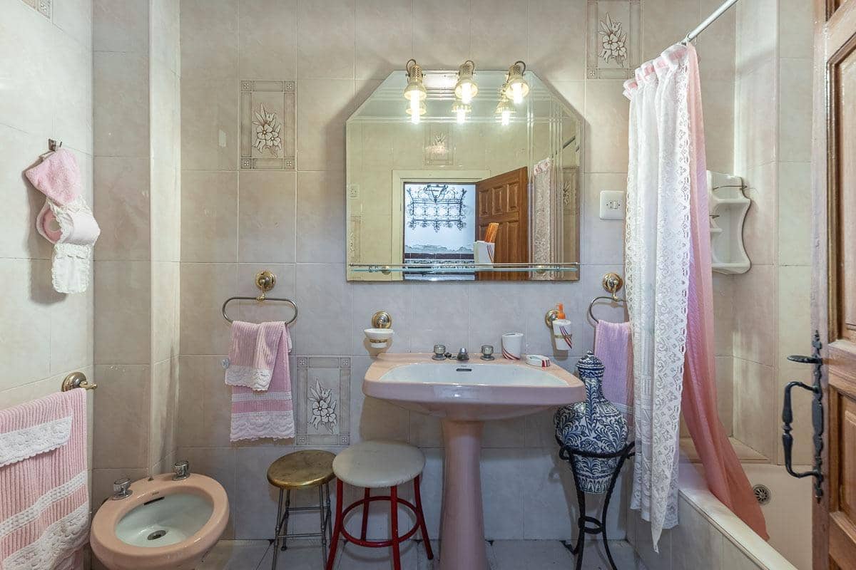 3 bedroom Townhouse for sale in Granada city with garage - € 415,000 (Ref: 9799503)