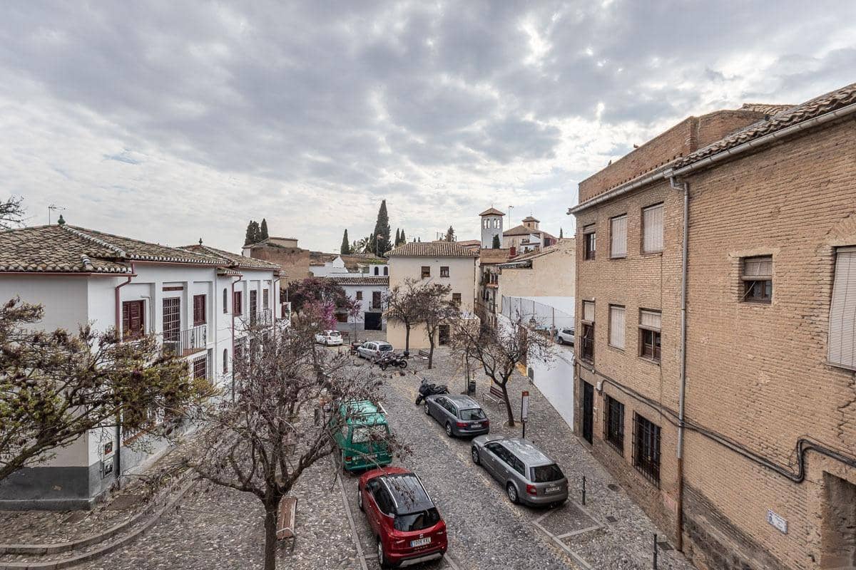 3 bedroom Townhouse for sale in Granada city with garage - € 415,000 (Ref: 9799503)