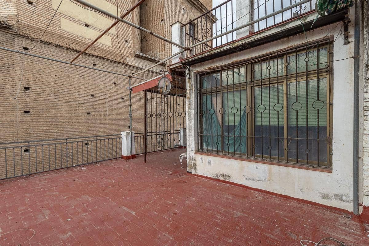 3 bedroom Townhouse for sale in Granada city with garage - € 415,000 (Ref: 9799503)