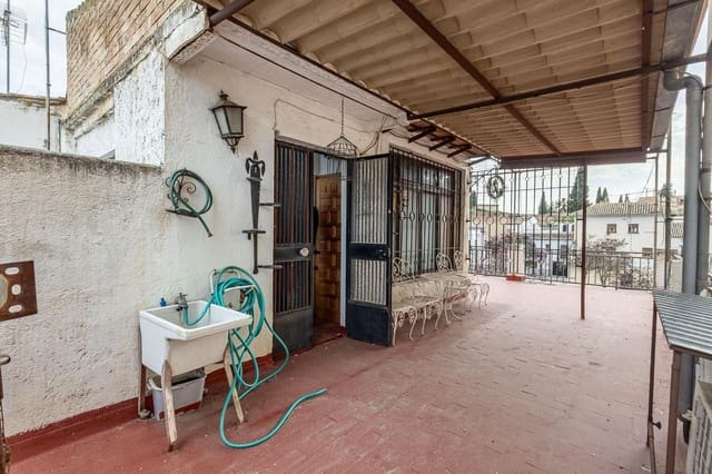 3 quarto Casa em Banda para venda em Albaicin, Granada cidade com garagem - 415 000 € (Ref: 9799503)